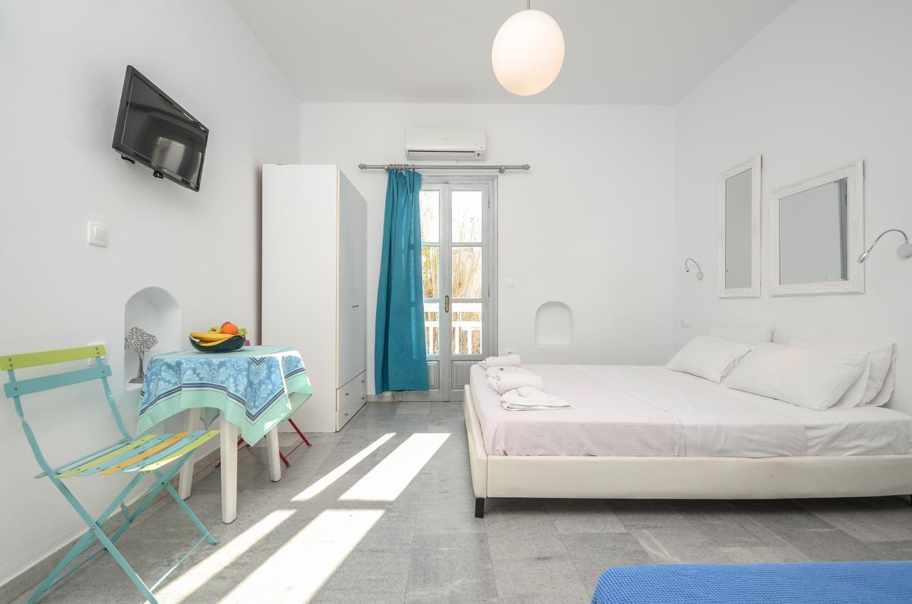 Depis Suites Naxos City Exterior photo