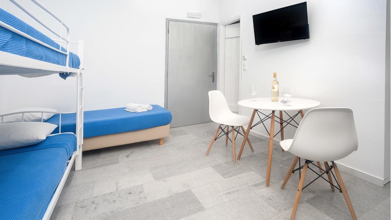 Depis Suites Naxos City Exterior photo