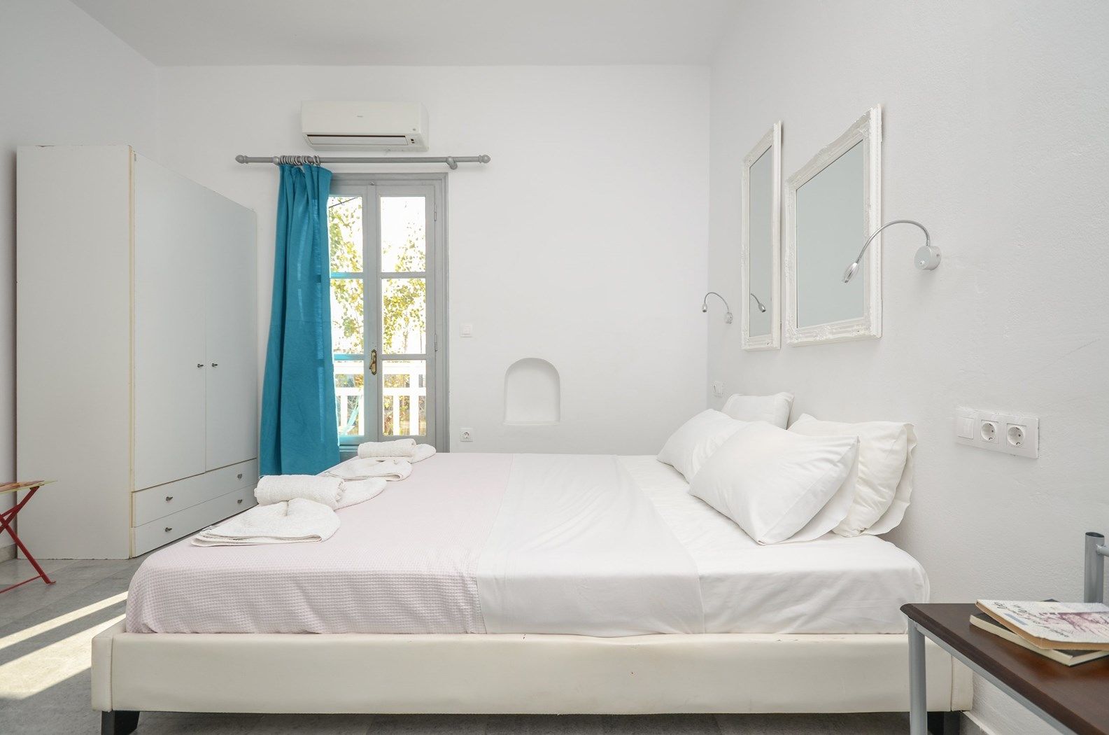 Depis Suites Naxos City Exterior photo